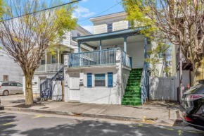 9 Bedroom, 14 Beds House Great for Big Groups Near Boardwalk, Tropicana